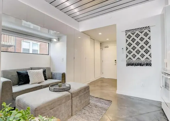 Kcm Mikros Smart Apartments 4